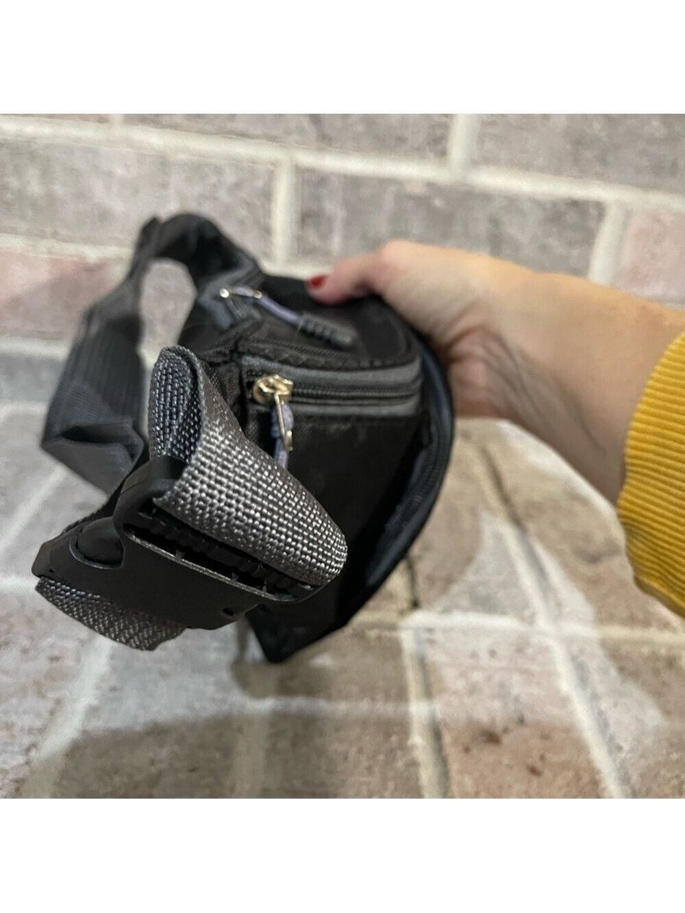 Fanny Pack - Picture 5 of 7
